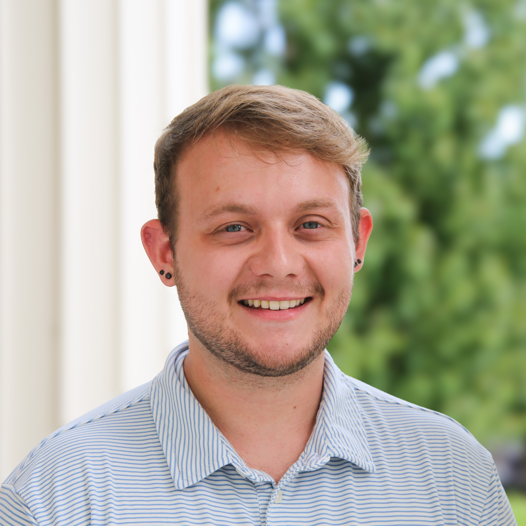 Professional portrait of Jesse Robertson